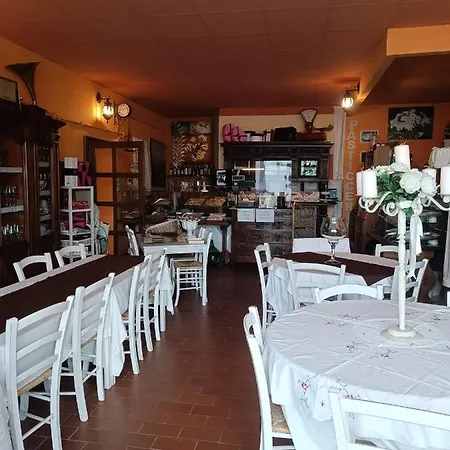La Locanda Degli Elfi Di Locanda Casa Porrati *